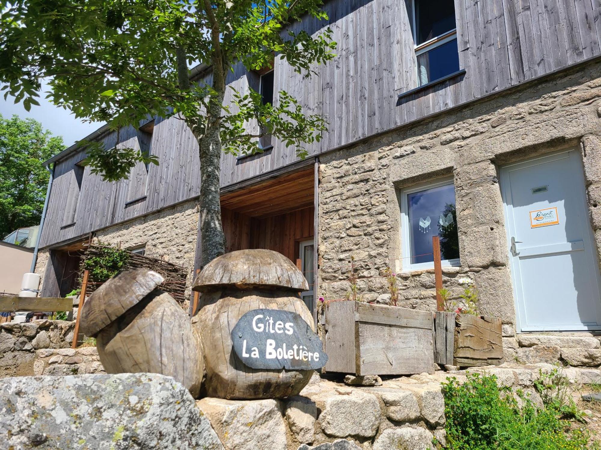 Gites La Boletiere Saint-Étienne-du-Valdonnez Eksteriør bilde